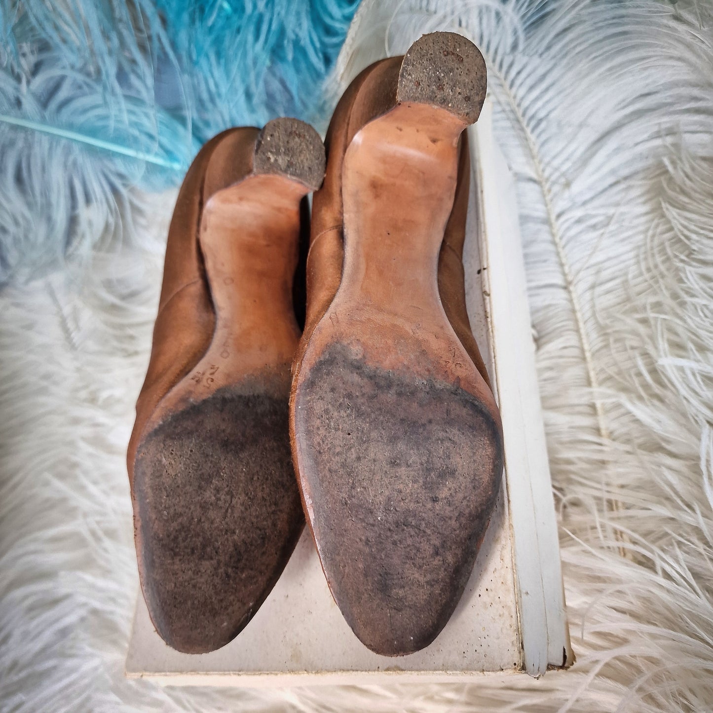 French Pair of 1920s Satin Flapper Shoes with Original Box