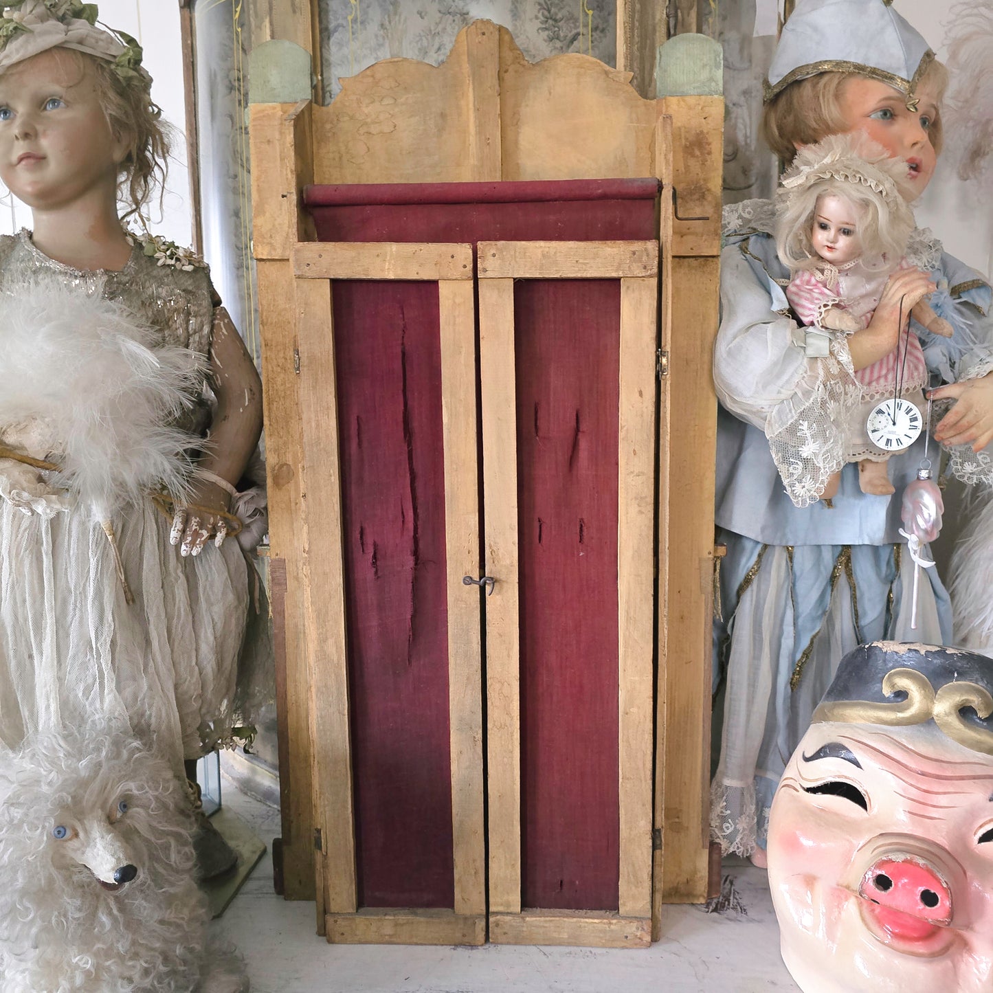 19th.Century Guignol Theater medium sizes with 2 puppets