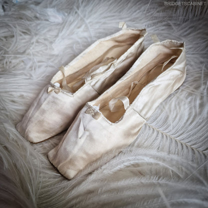 1850s Silk Wedding Shoes