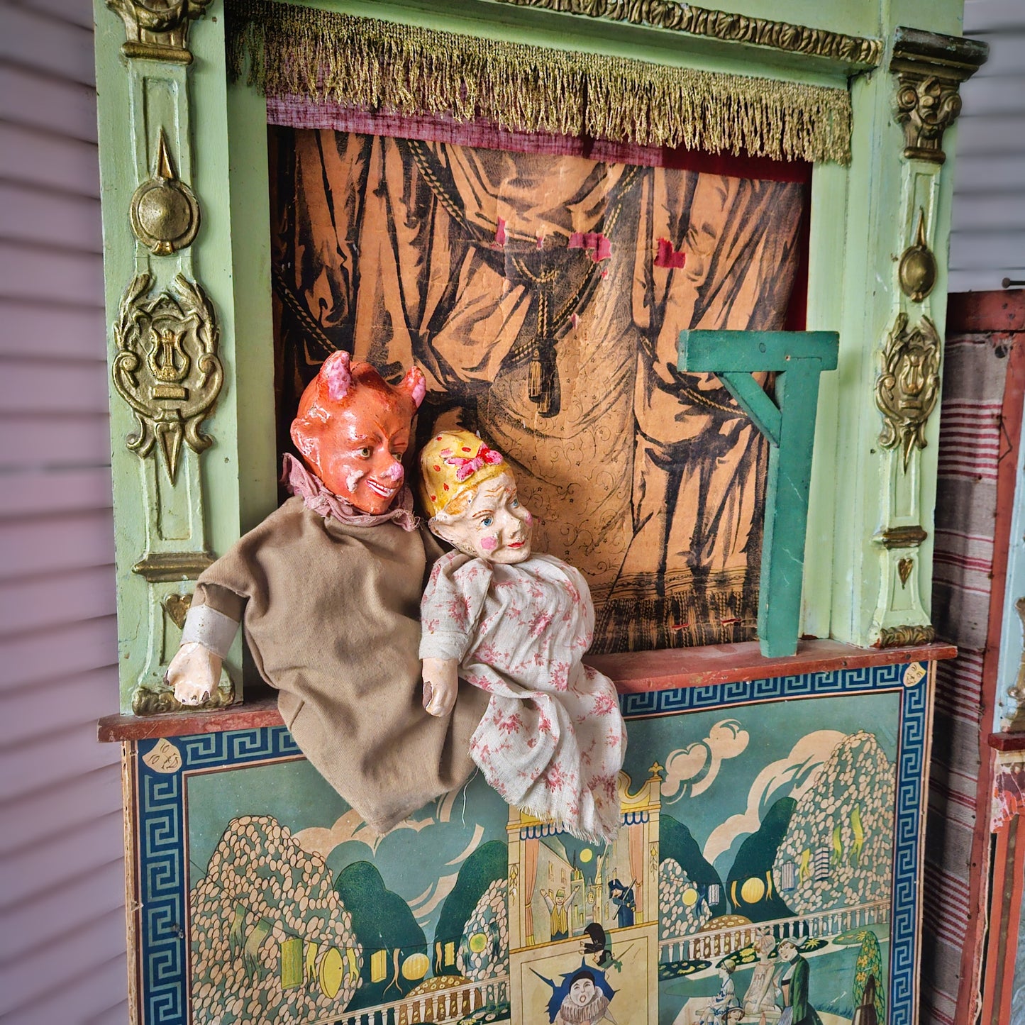 Large Guignol Theater