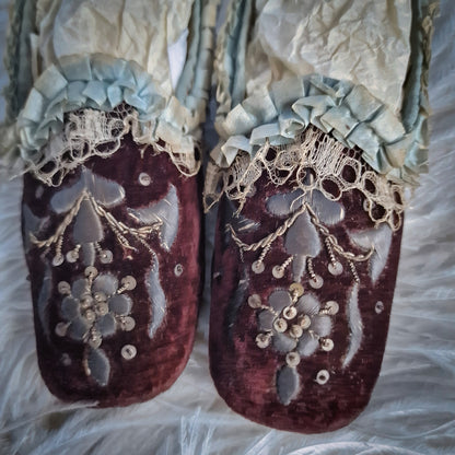 Antique Noble Child Shoes