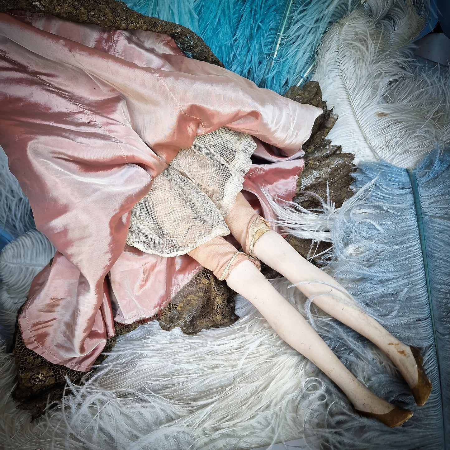 1920s Boudoir Cloth Sofa Doll (33.5" / 85 cm)