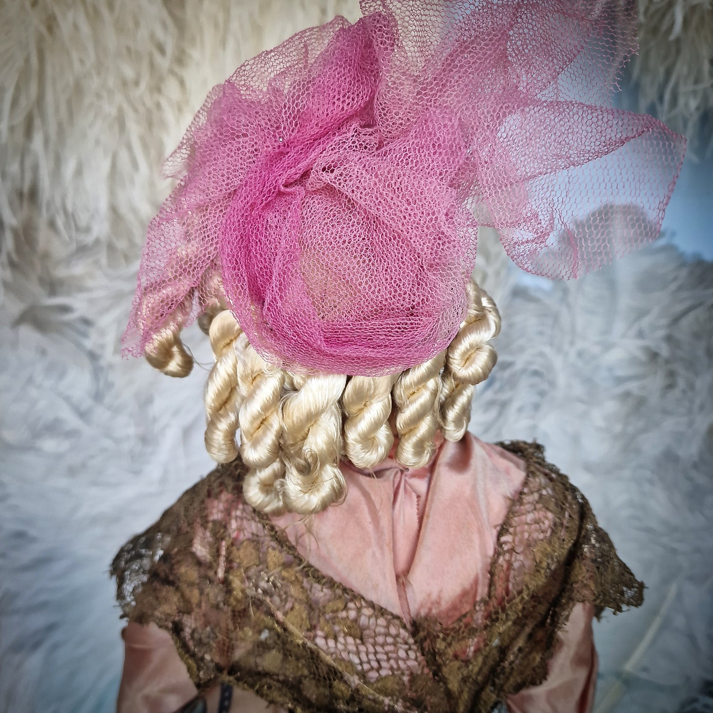 1920s Boudoir Cloth Sofa Doll (33.5" / 85 cm)