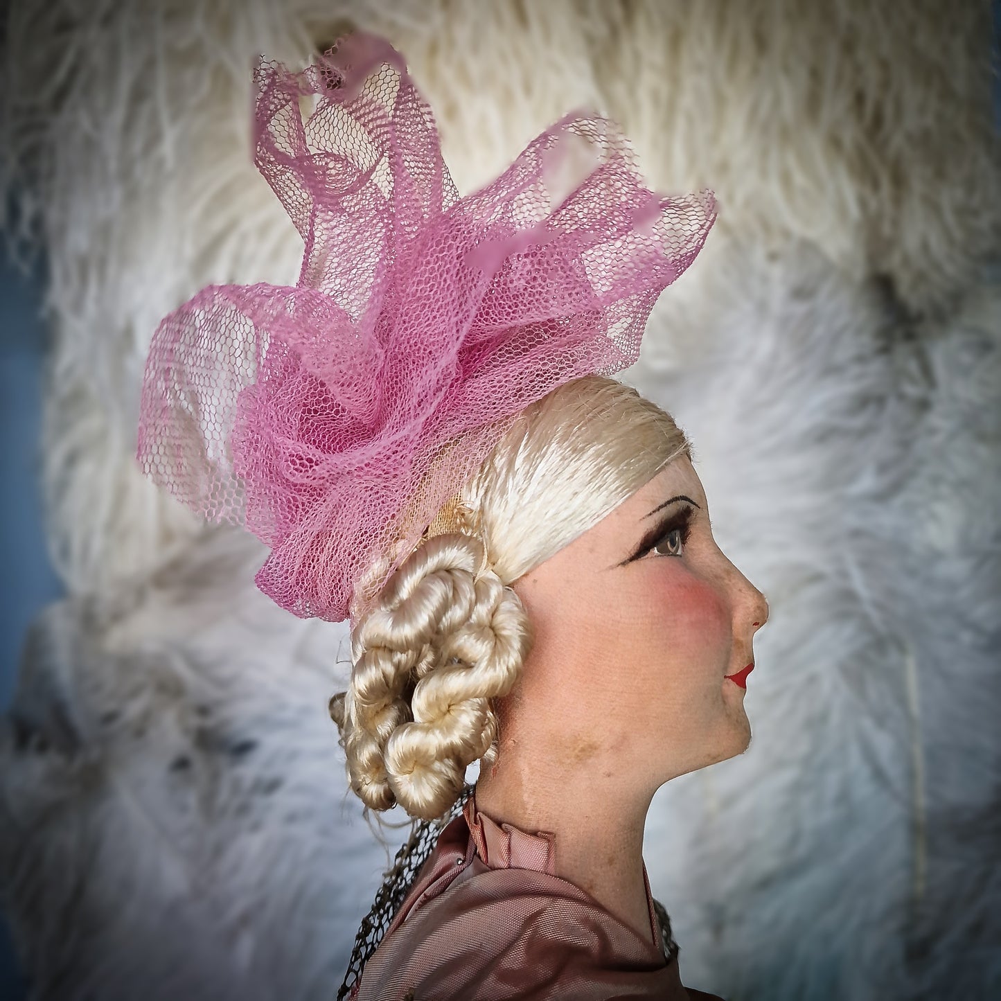 1920s Boudoir Cloth Sofa Doll (33.5" / 85 cm)