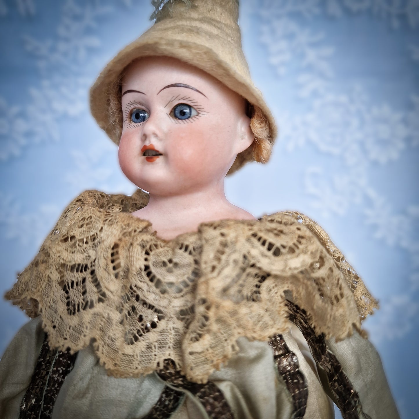 Antique Marotte Dressed in Jester Style (circa 1900, Germany)