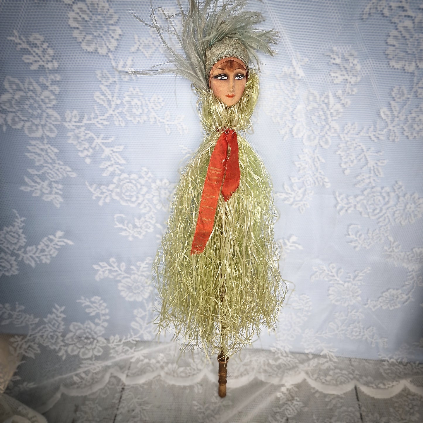 1928s Rare Boudoir Sofa Marotte Doll