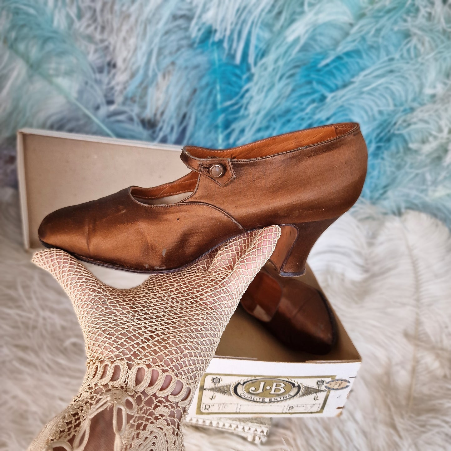 French Pair of 1920s Satin Flapper Shoes with Original Box