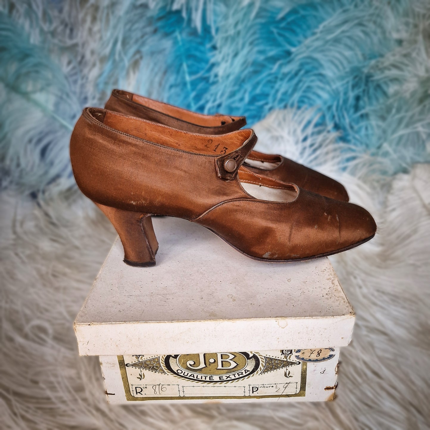 French Pair of 1920s Satin Flapper Shoes with Original Box