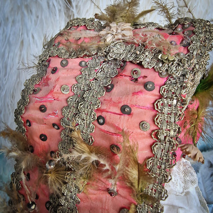 Late 17th to early 18th century child’s Bonnet from France