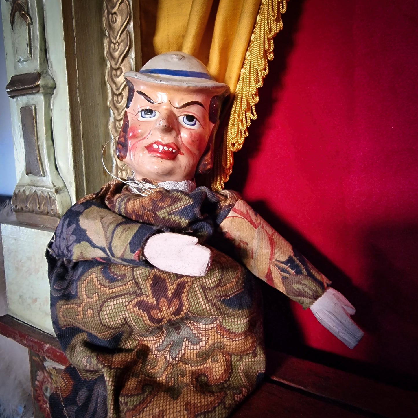 French Guignol Theater with 2 Puppets