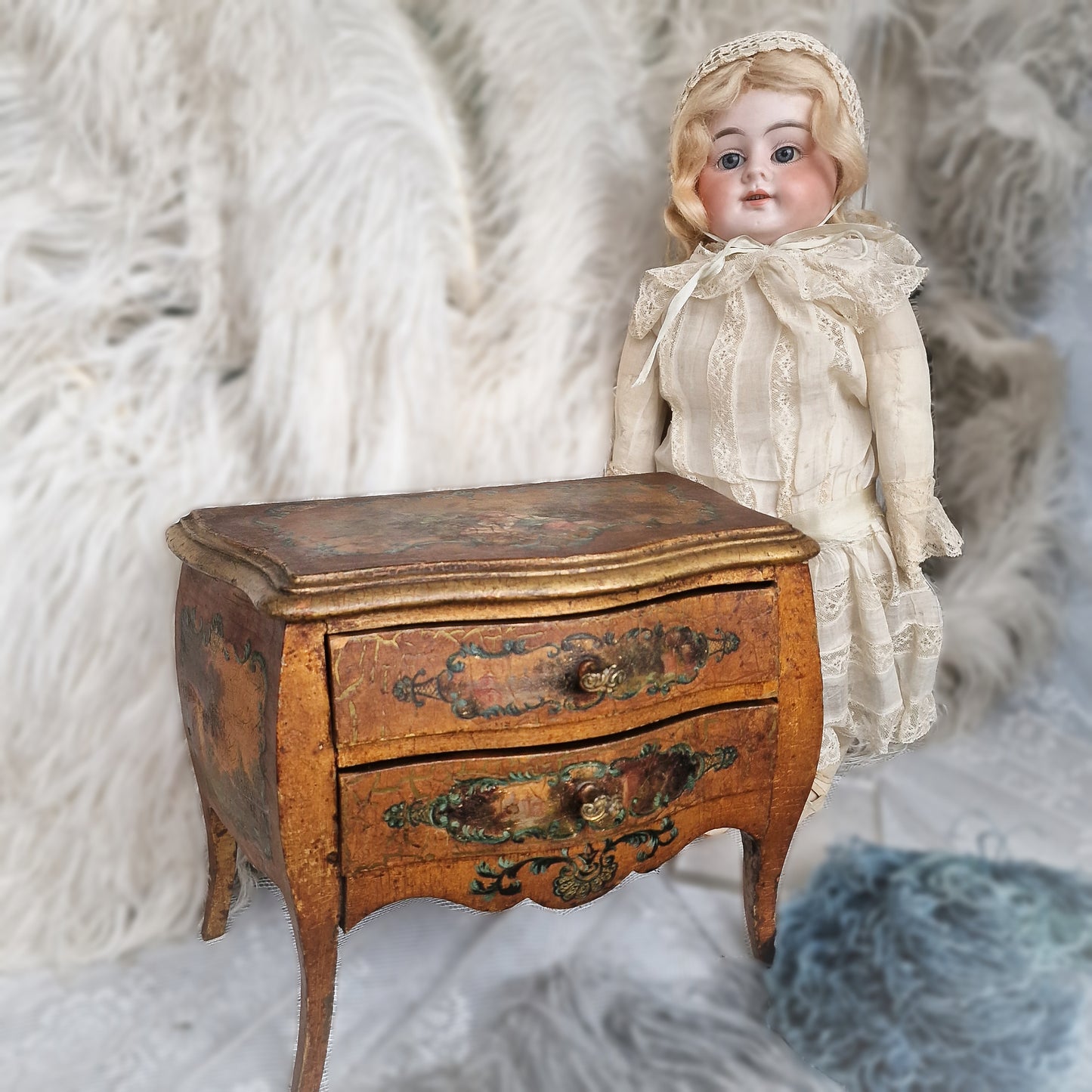 1890s French Vernis Martin Miniature Drawers Cabinet