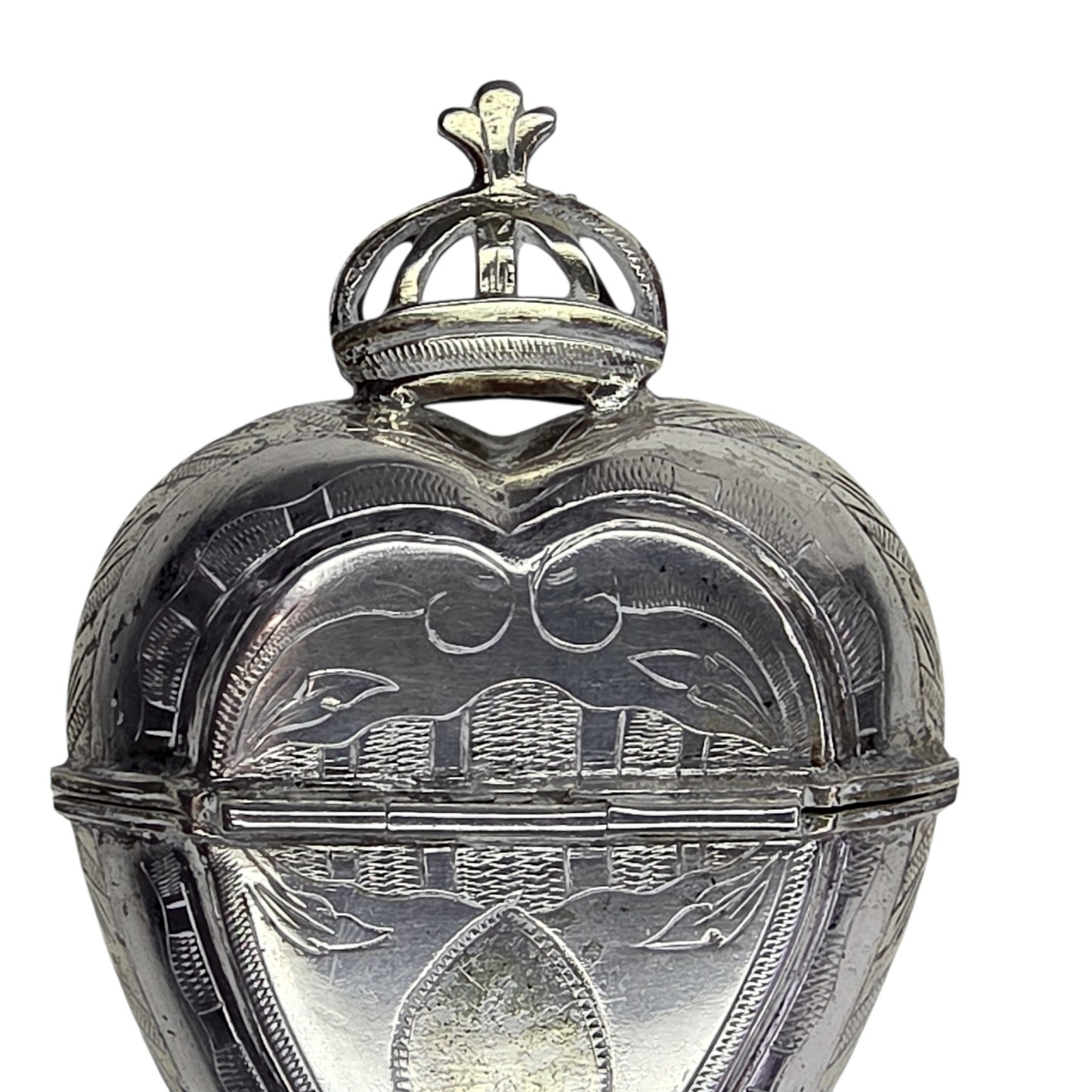 Rare Scandinavian Silver Heart Vinaigrette (Hovedvandsæg)