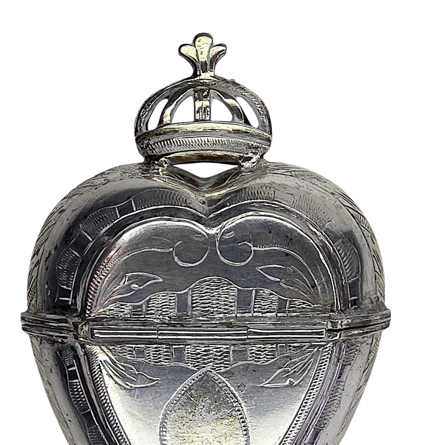 Rare Scandinavian Silver Heart Vinaigrette (Hovedvandsæg)