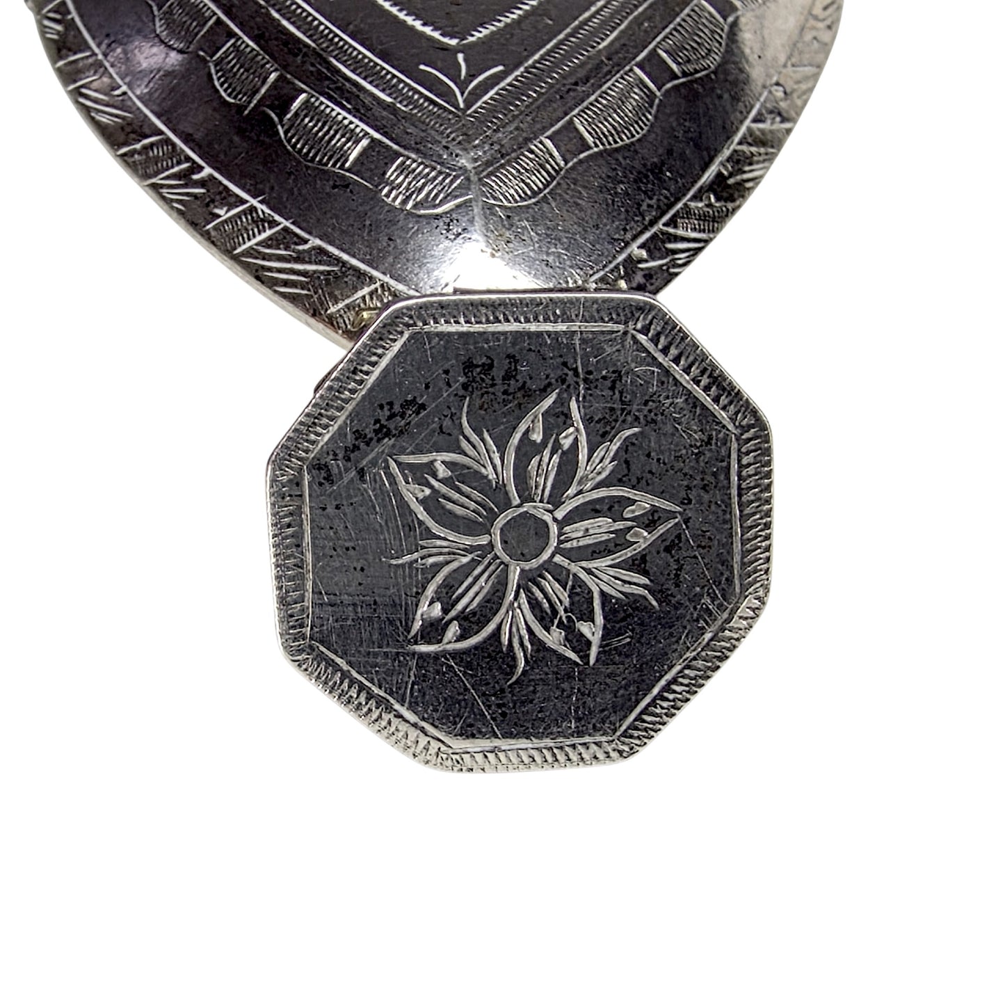 Rare Scandinavian Silver Heart Vinaigrette (Hovedvandsæg)