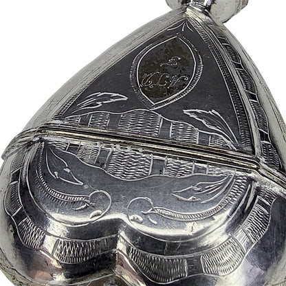 Rare Scandinavian Silver Heart Vinaigrette (Hovedvandsæg)
