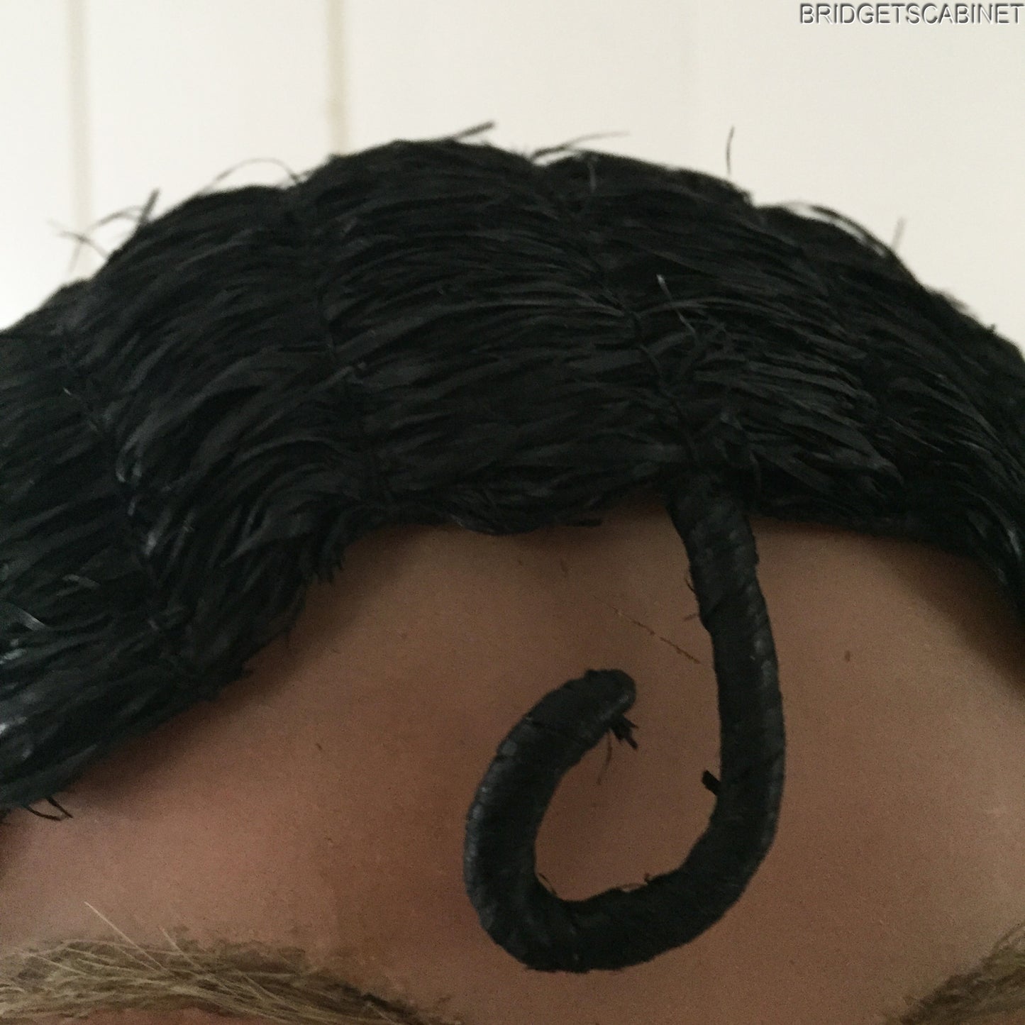 1920s Flapper Wig with Curl