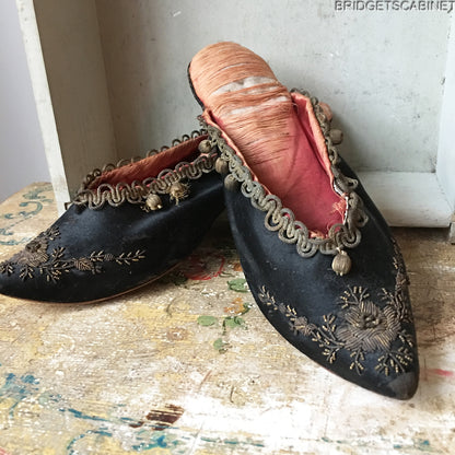18th Century Black Silk MArie-Antoinette Shoes