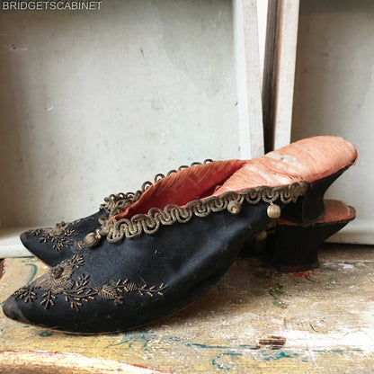 18th Century Black Silk MArie-Antoinette Shoes