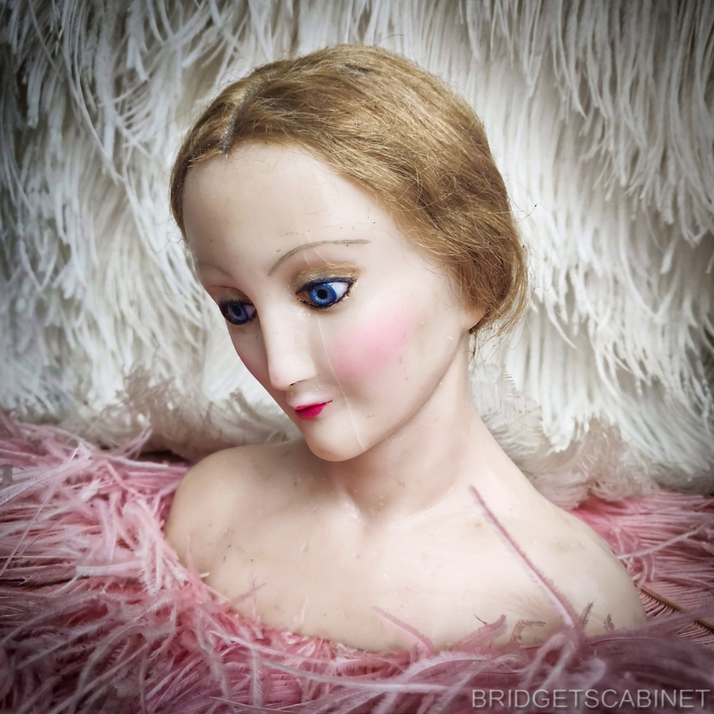 19th C, French Boudoir Miniatur Wax Mannequin Bust