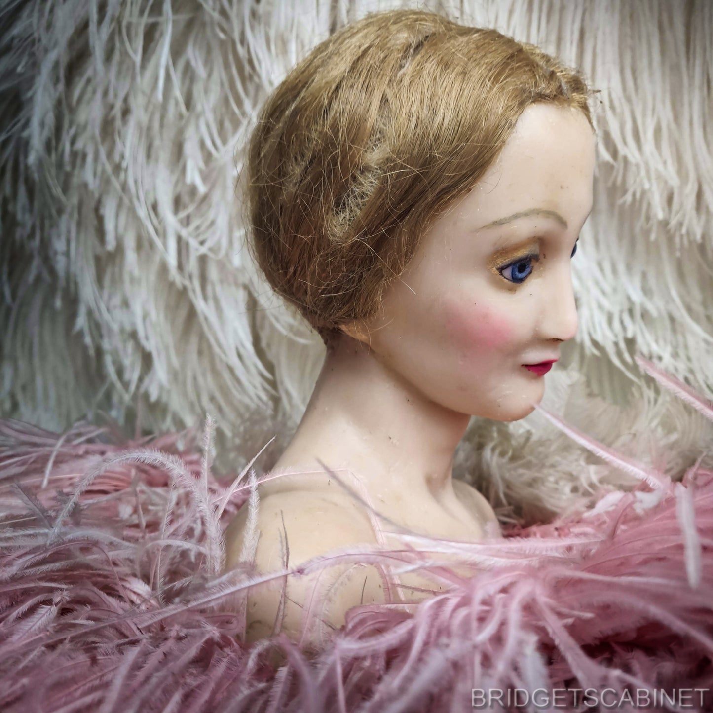 19th C, French Boudoir Miniatur Wax Mannequin Bust