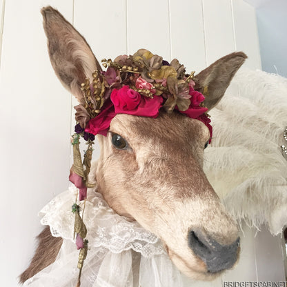 Enchanting Taxidermy Deer Head