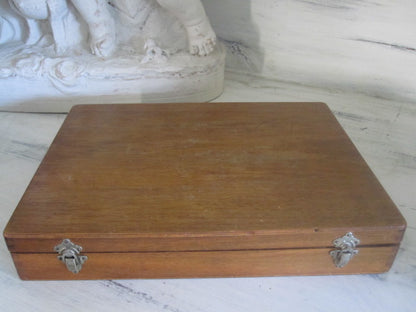 1910s French Optician Lenses Box