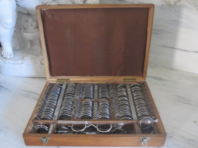1910s French Optician Lenses Box