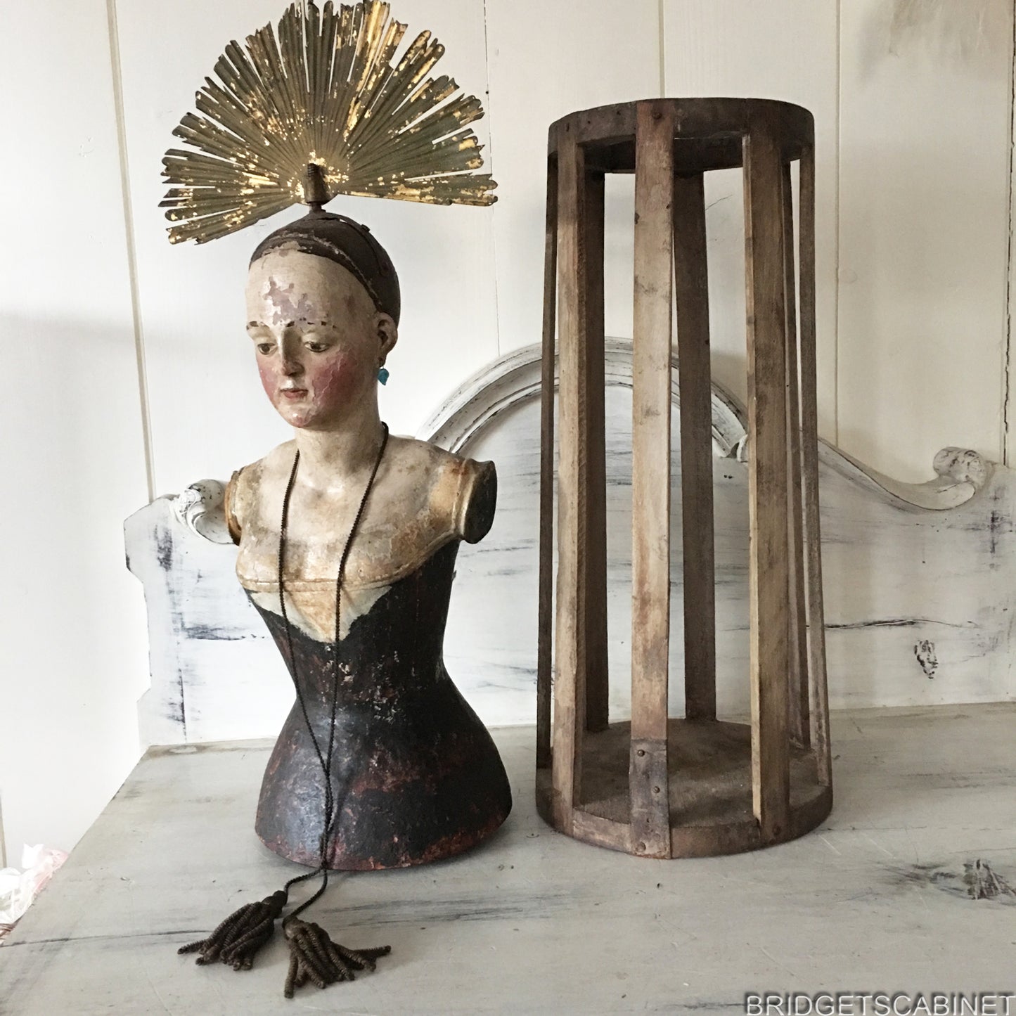 1700s Very Rare Madonna Santos Cage Doll