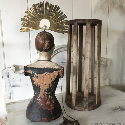 1700s Very Rare Madonna Santos Cage Doll