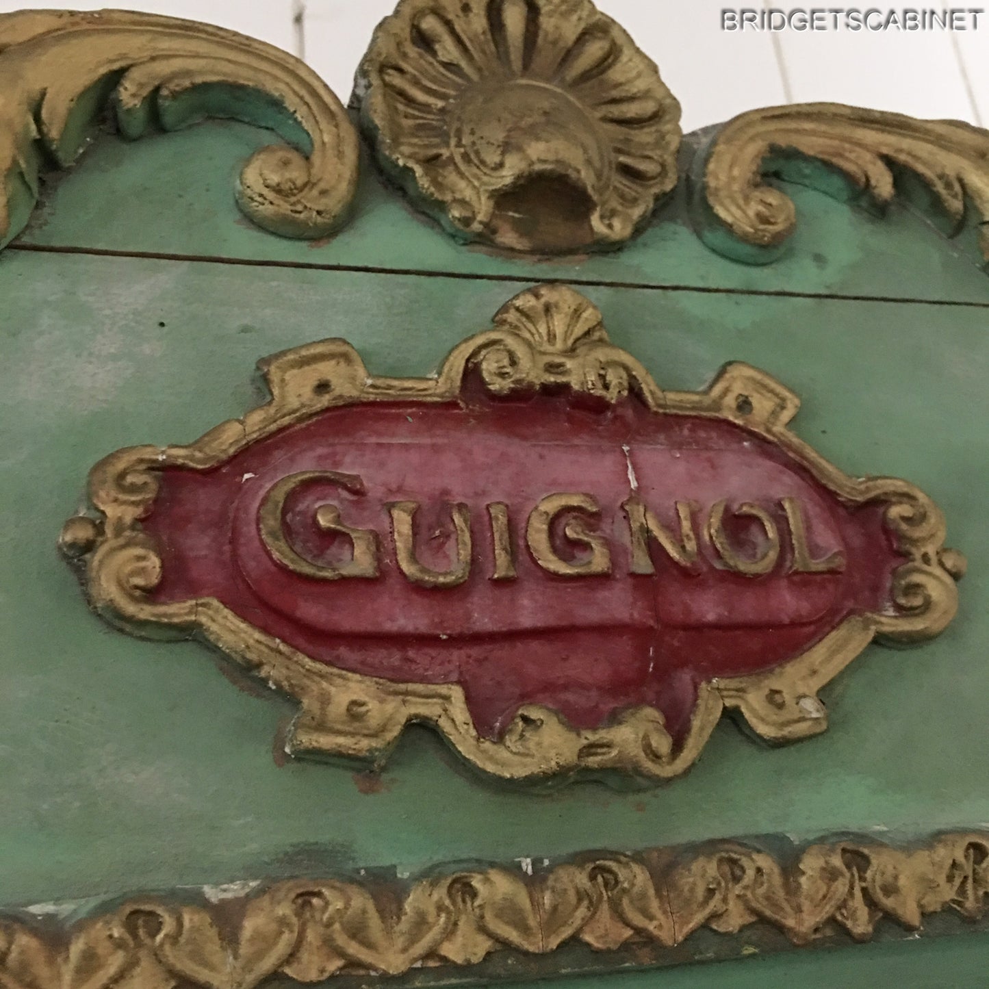 Guignol Puppet Theater with 6 Puppets
