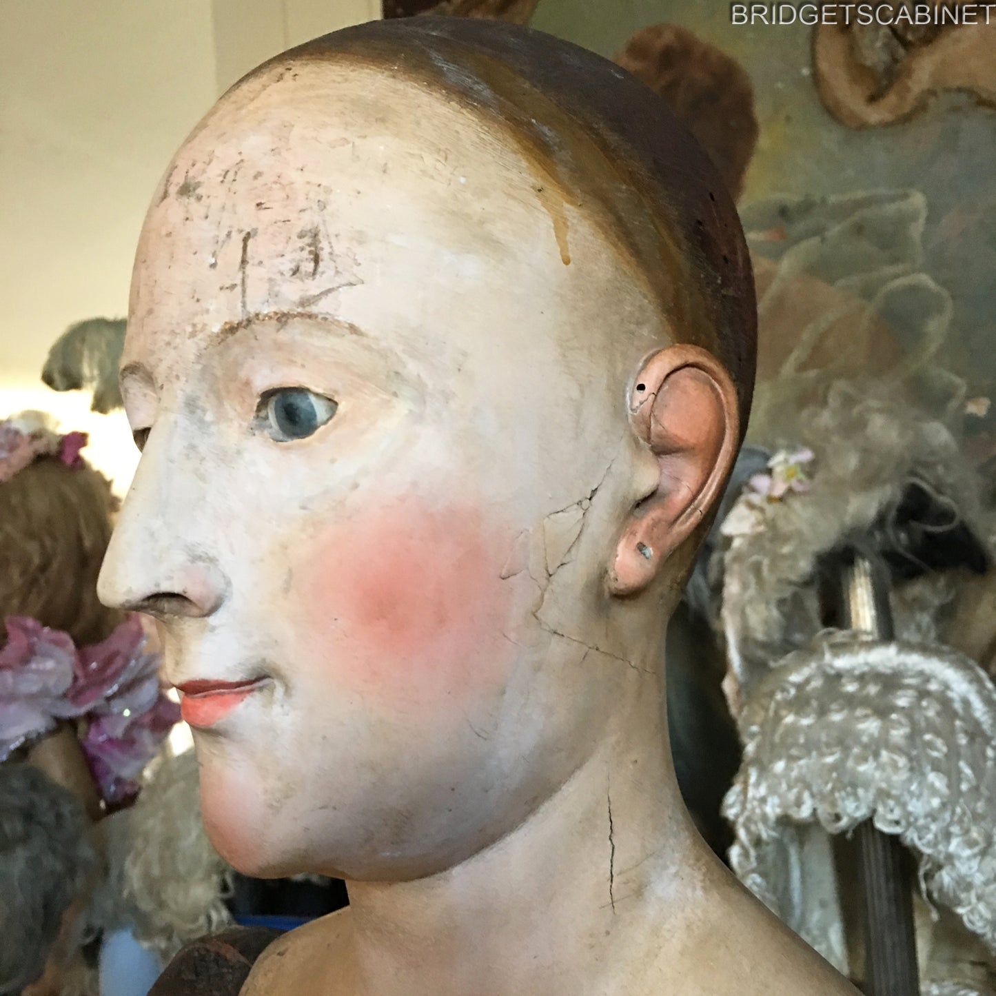 1700s Life-Size Madonna Santos Cage Doll