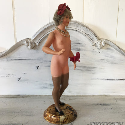 1950s Countertop Doll Display
