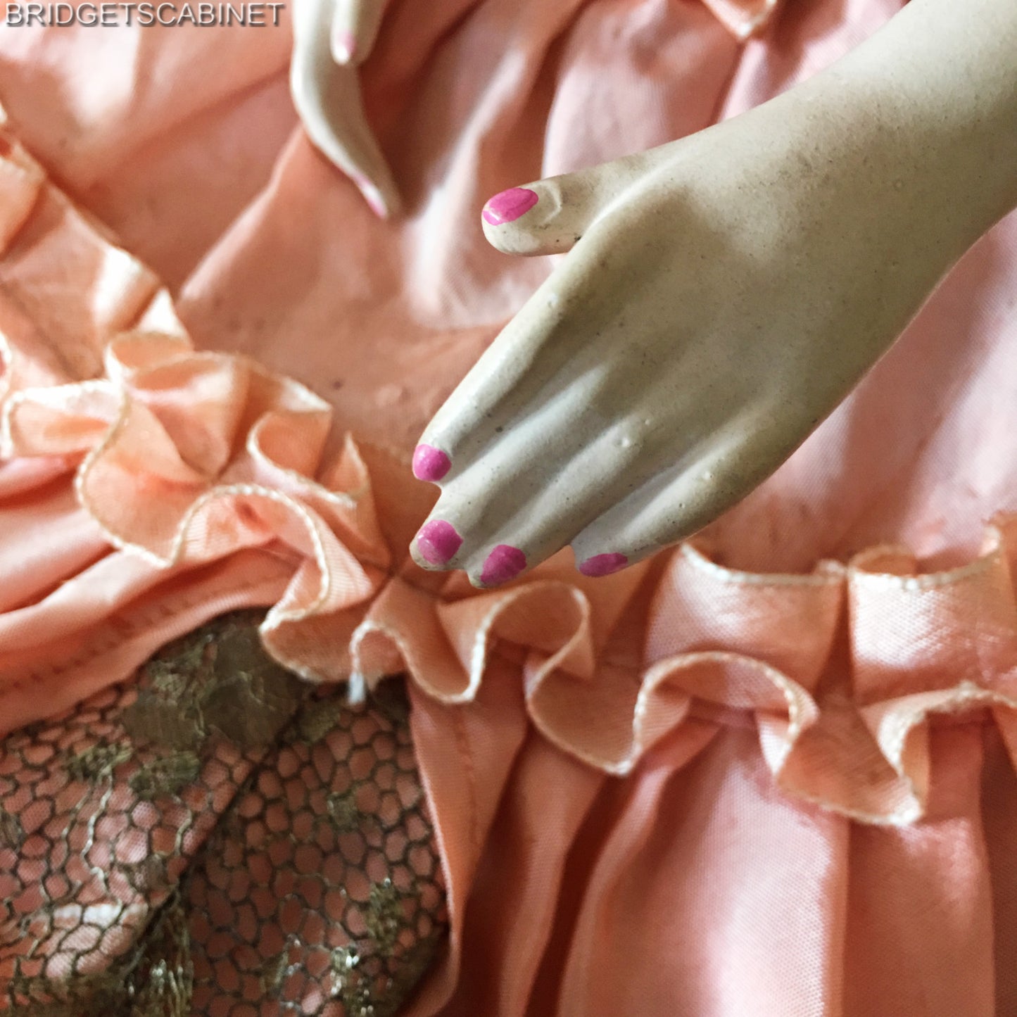 1920s Sofa Doll