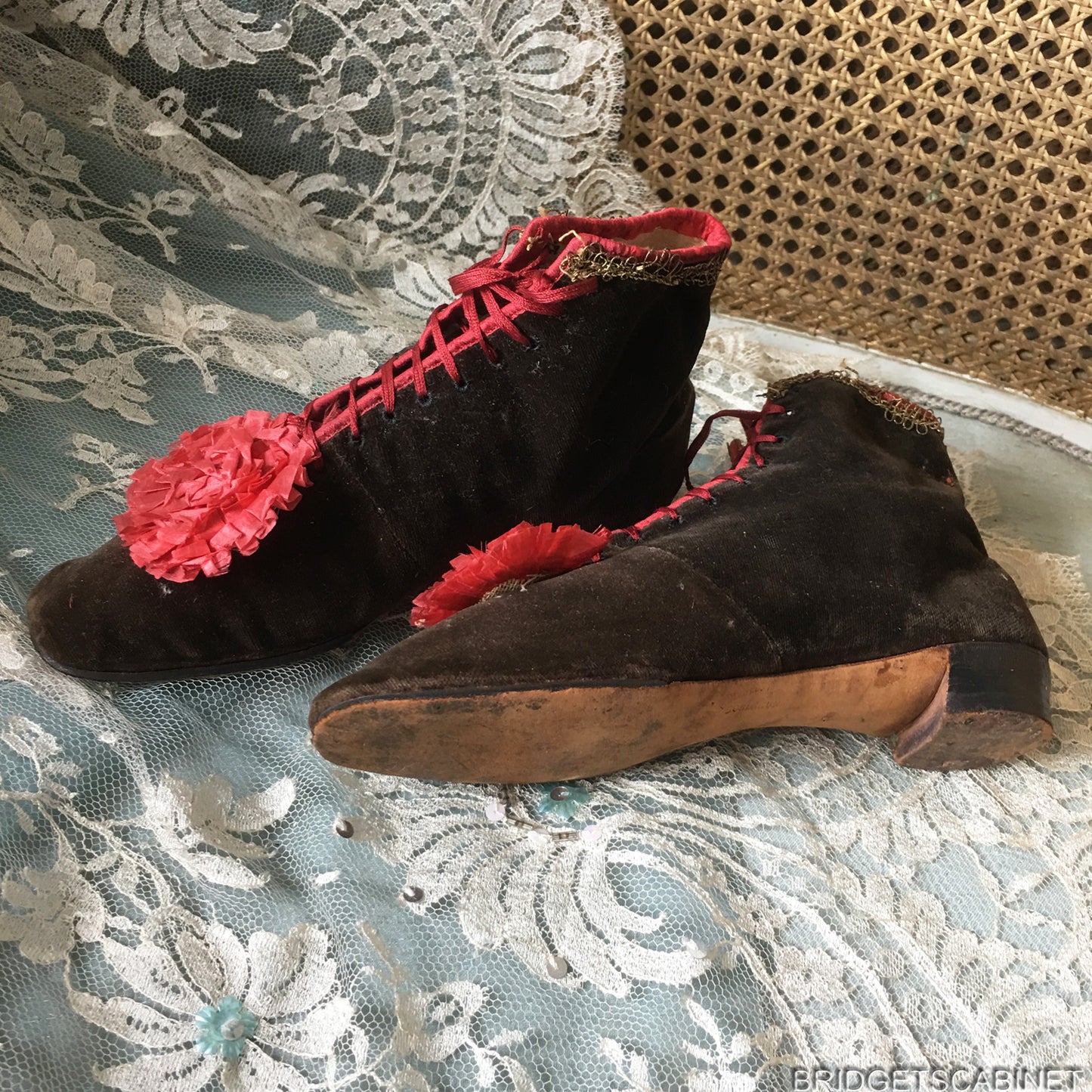 1880s Velvet Silk Roseete Shoes (DIV-590)