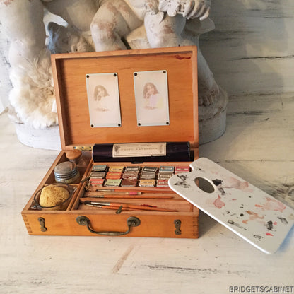 1880s French Artist Photographe Paint Box