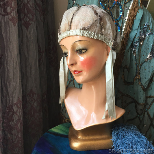 1920s Art Deco Wig Head Countertop