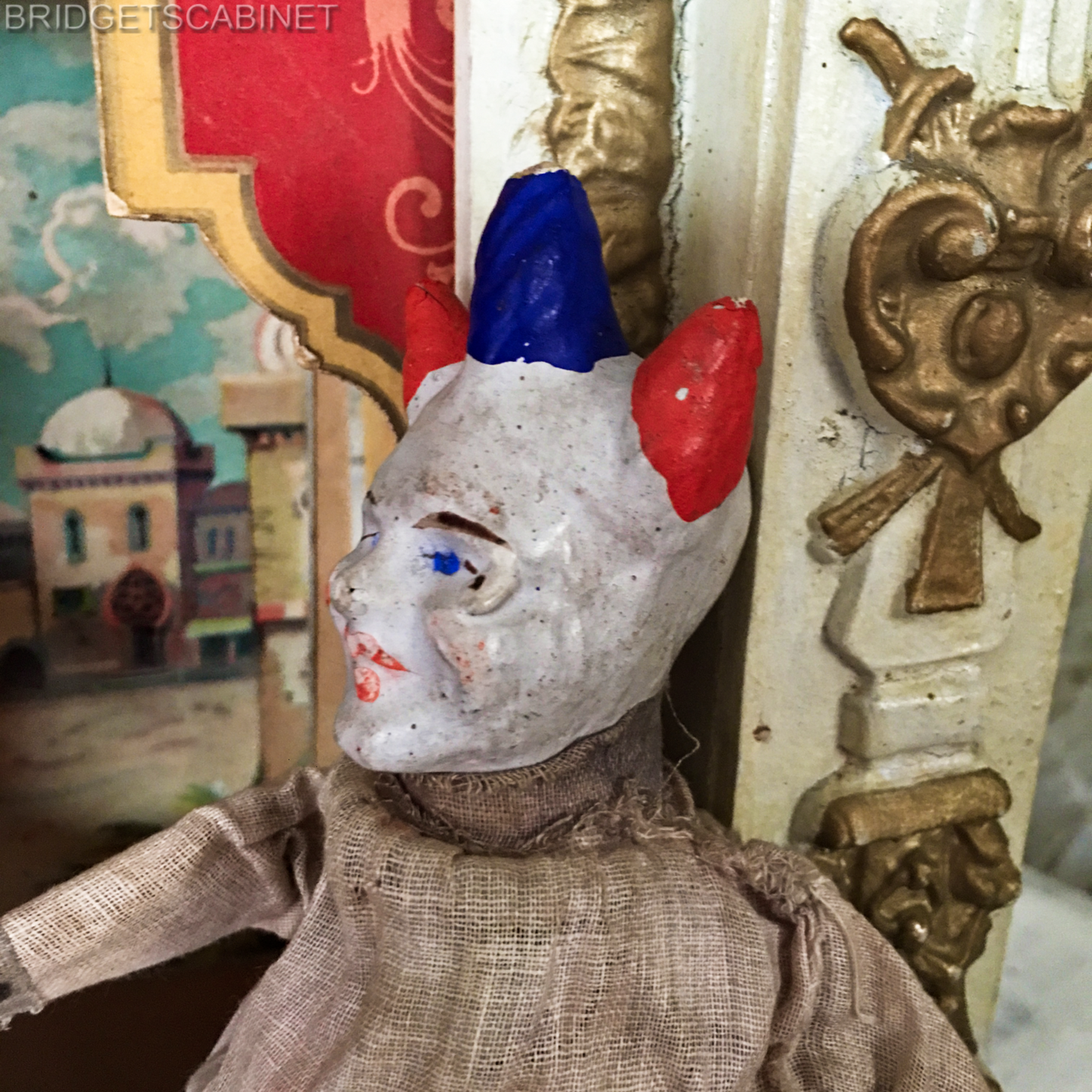 Guignol Puppet Theater 2 Puppets
