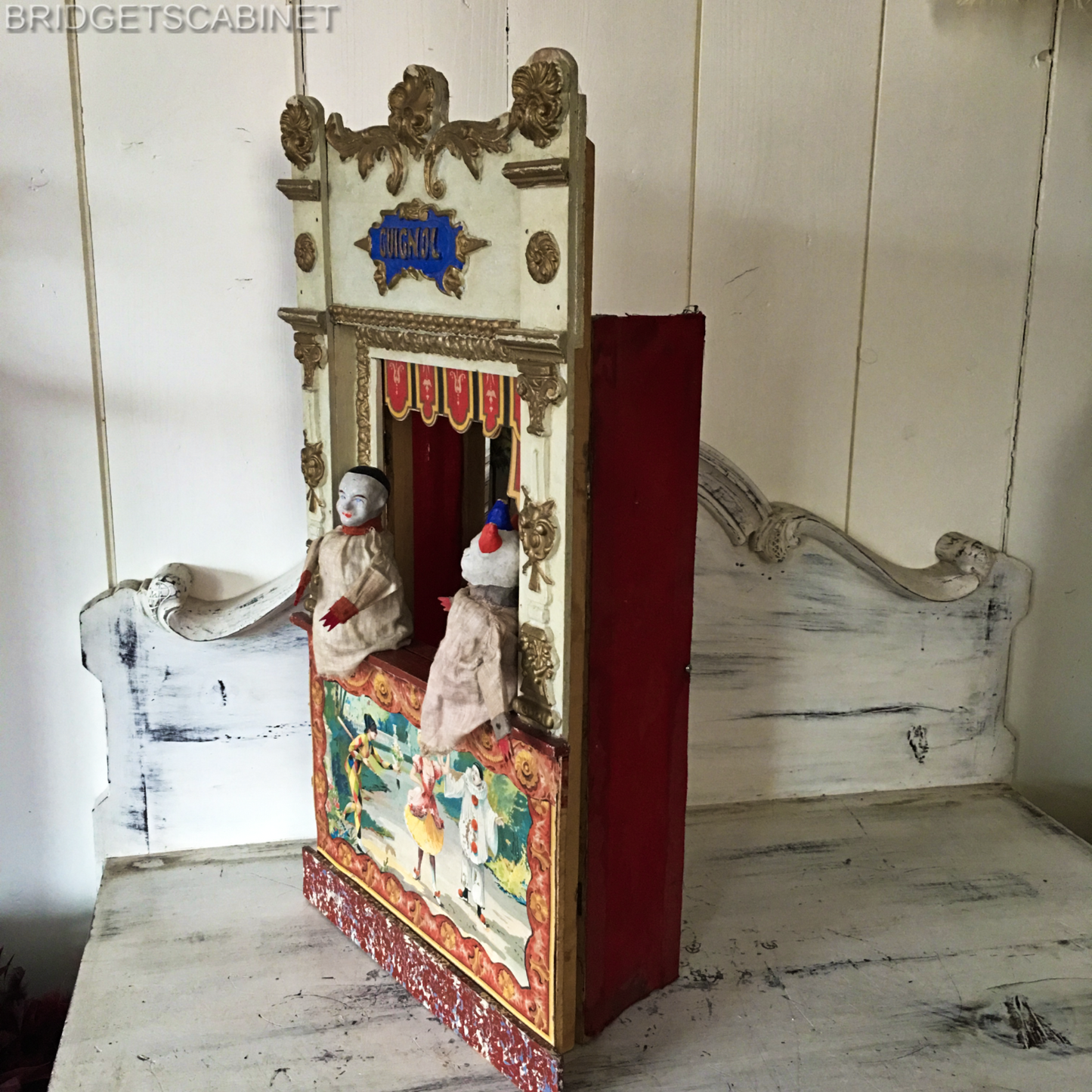 Guignol Puppet Theater 2 Puppets