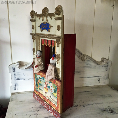 Guignol Puppet Theater 2 Puppets
