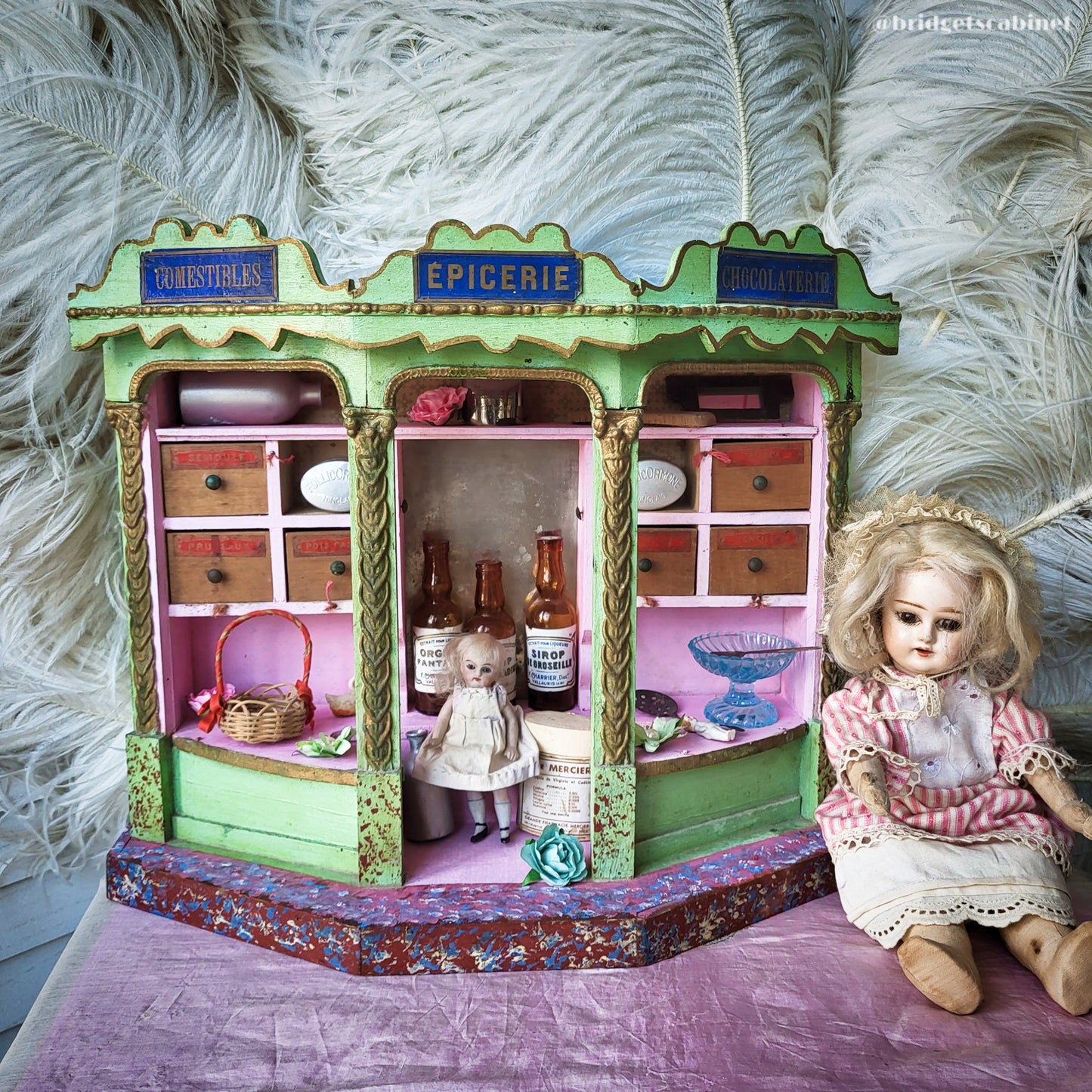 Antique Toy Doll Epicerie Store