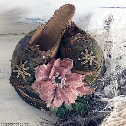 1850s Velvet Beaded Shoes