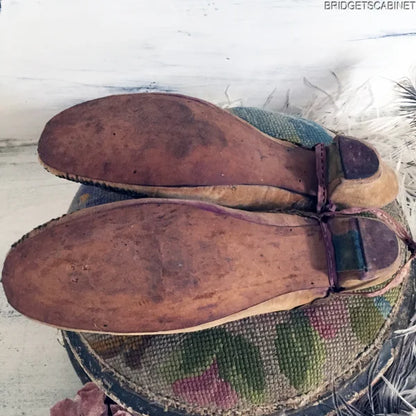 1850s Velvet Beaded Shoes