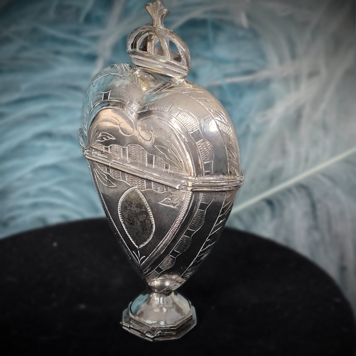 Rare Scandinavian Silver Heart Vinaigrette (Hovedvandsæg)