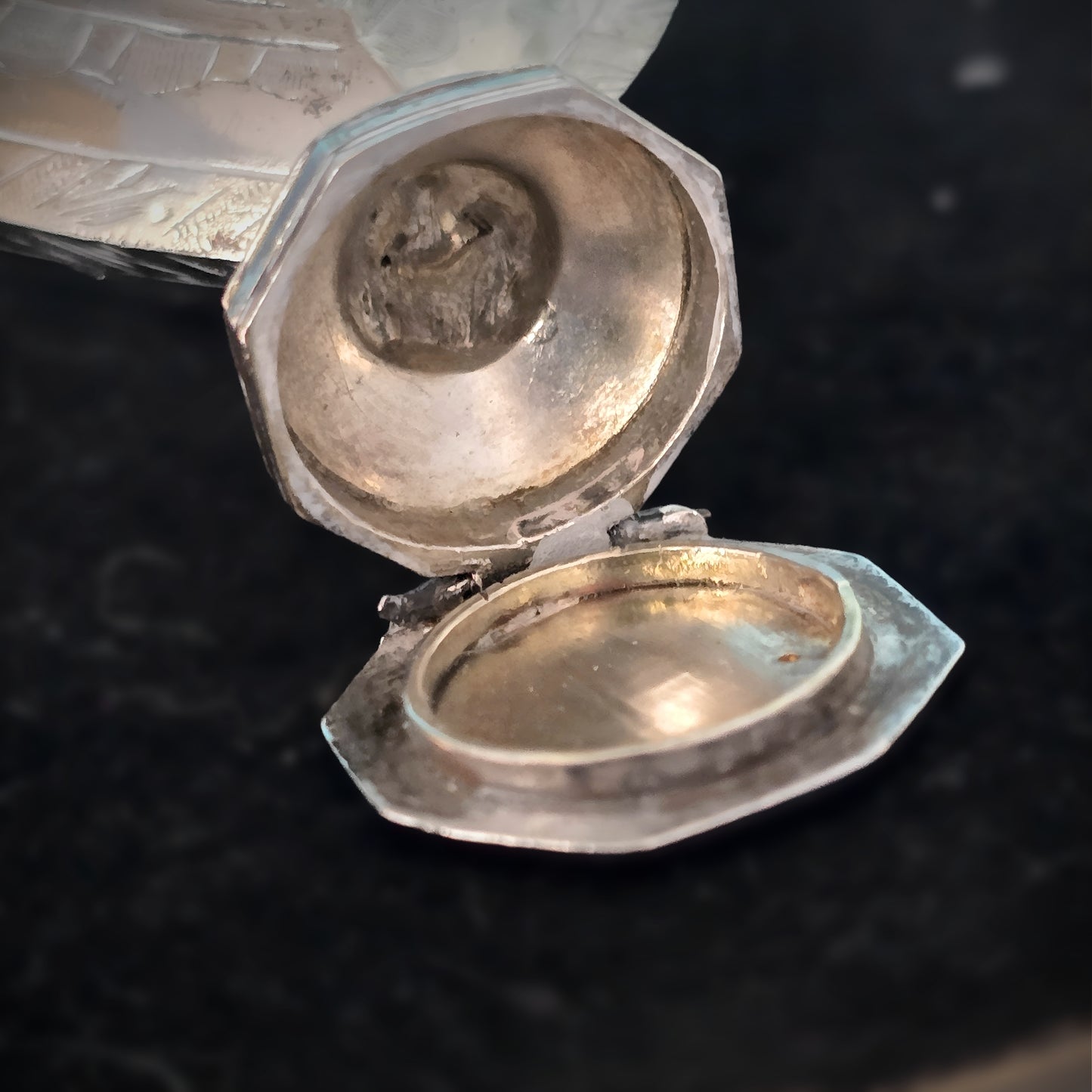 Rare Scandinavian Silver Heart Vinaigrette (Hovedvandsæg)