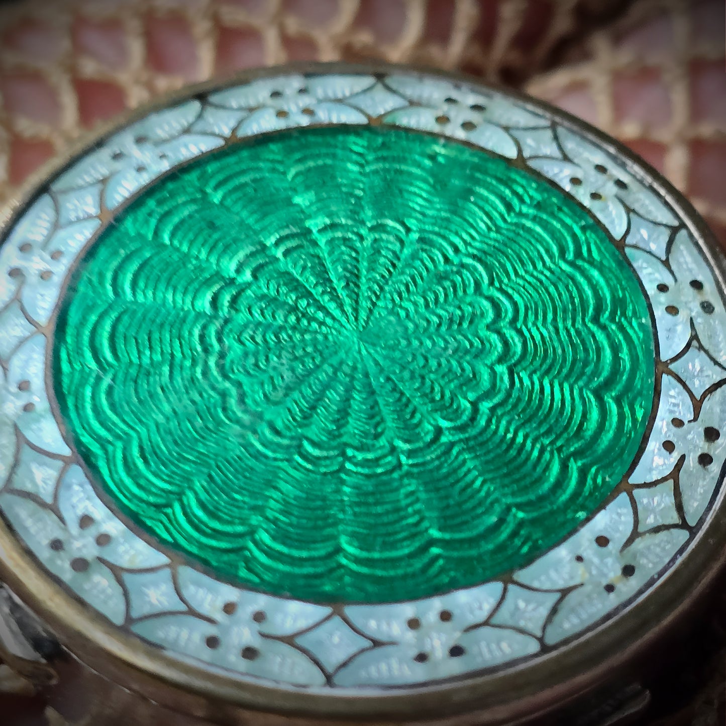 Antique French Guilloché Enamel Powder Compact Art Deco period, circa 1910–1920