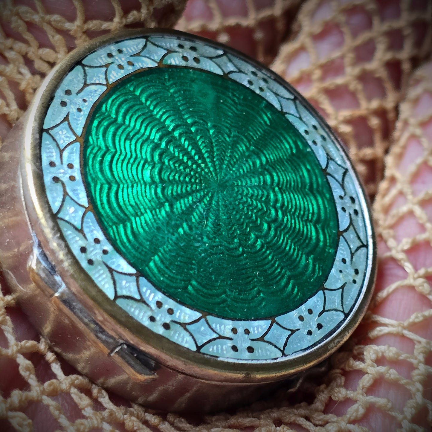 Antique French Guilloché Enamel Powder Compact Art Deco period, circa 1910–1920