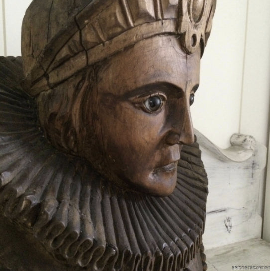 17th Century Wooden Noble Bust Statue