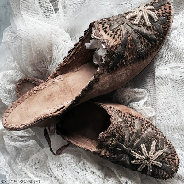 1850s Velvet Beaded Shoes